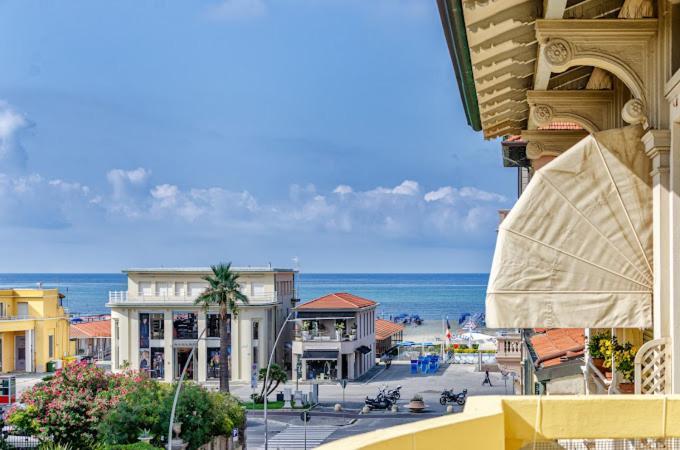 Hotel Playa เวียเรจโจ ภายนอก รูปภาพ