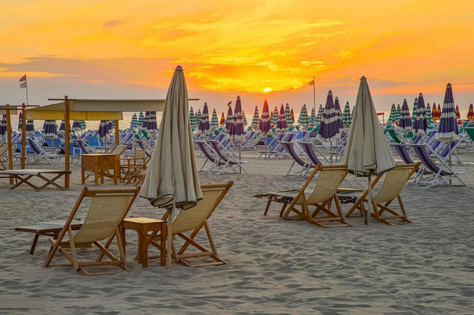 Hotel Playa เวียเรจโจ ภายนอก รูปภาพ
